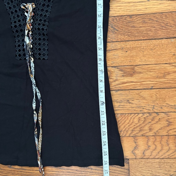 Gimmicks by BKE Black Top - Picture 11 of 11